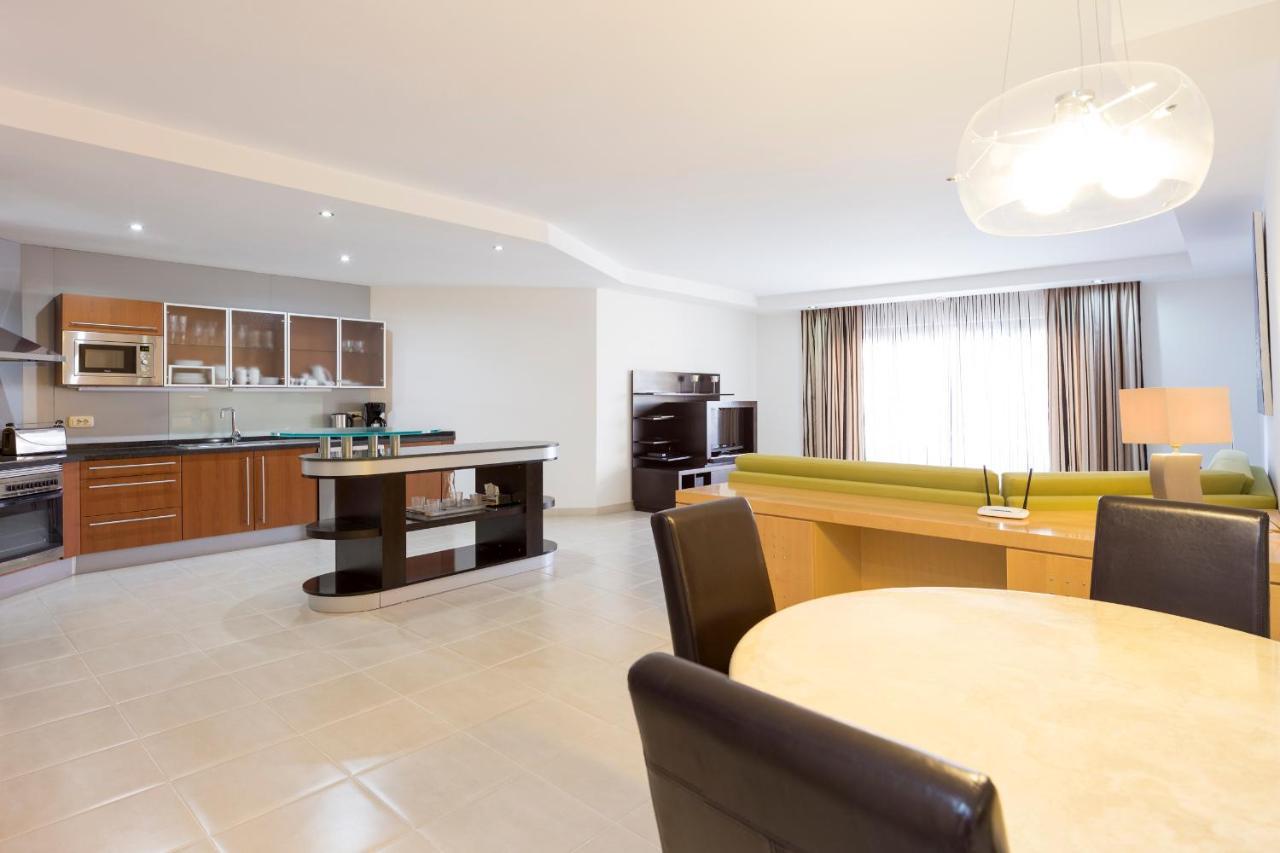Atlas Suites Tenerife By Enjoyahome 로스크리스티아노스 외부 사진